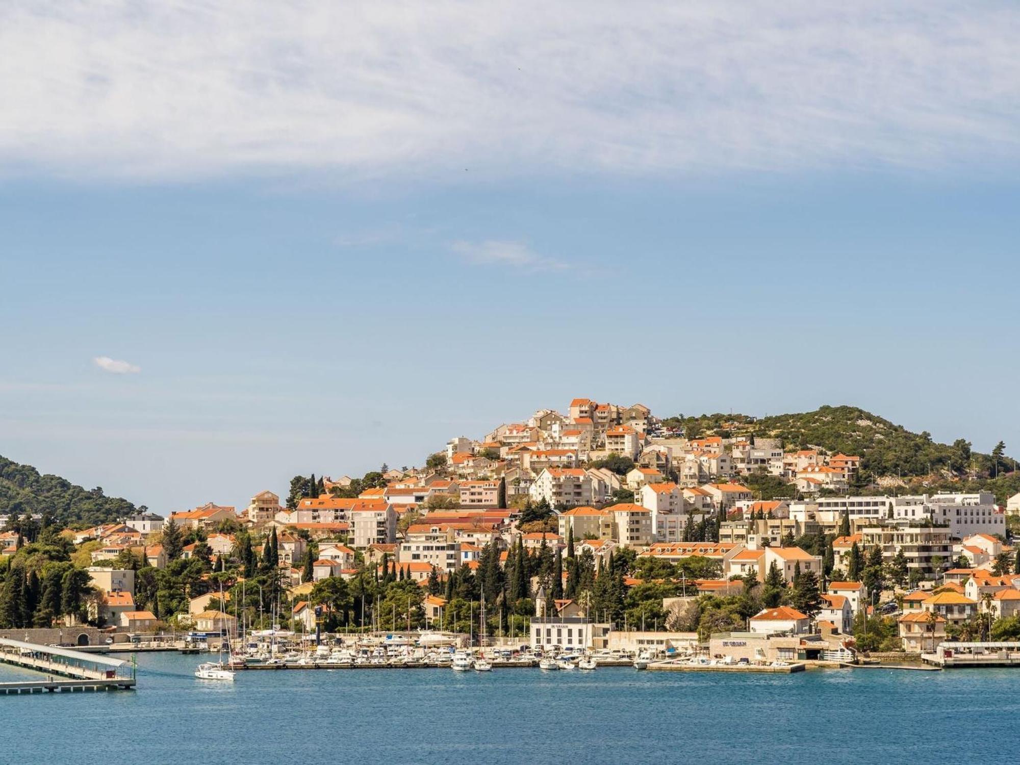 Apartment Cvjetkovi - Two Bedroom Apartment With Terrace And Sea View Dubrovnik Buitenkant foto