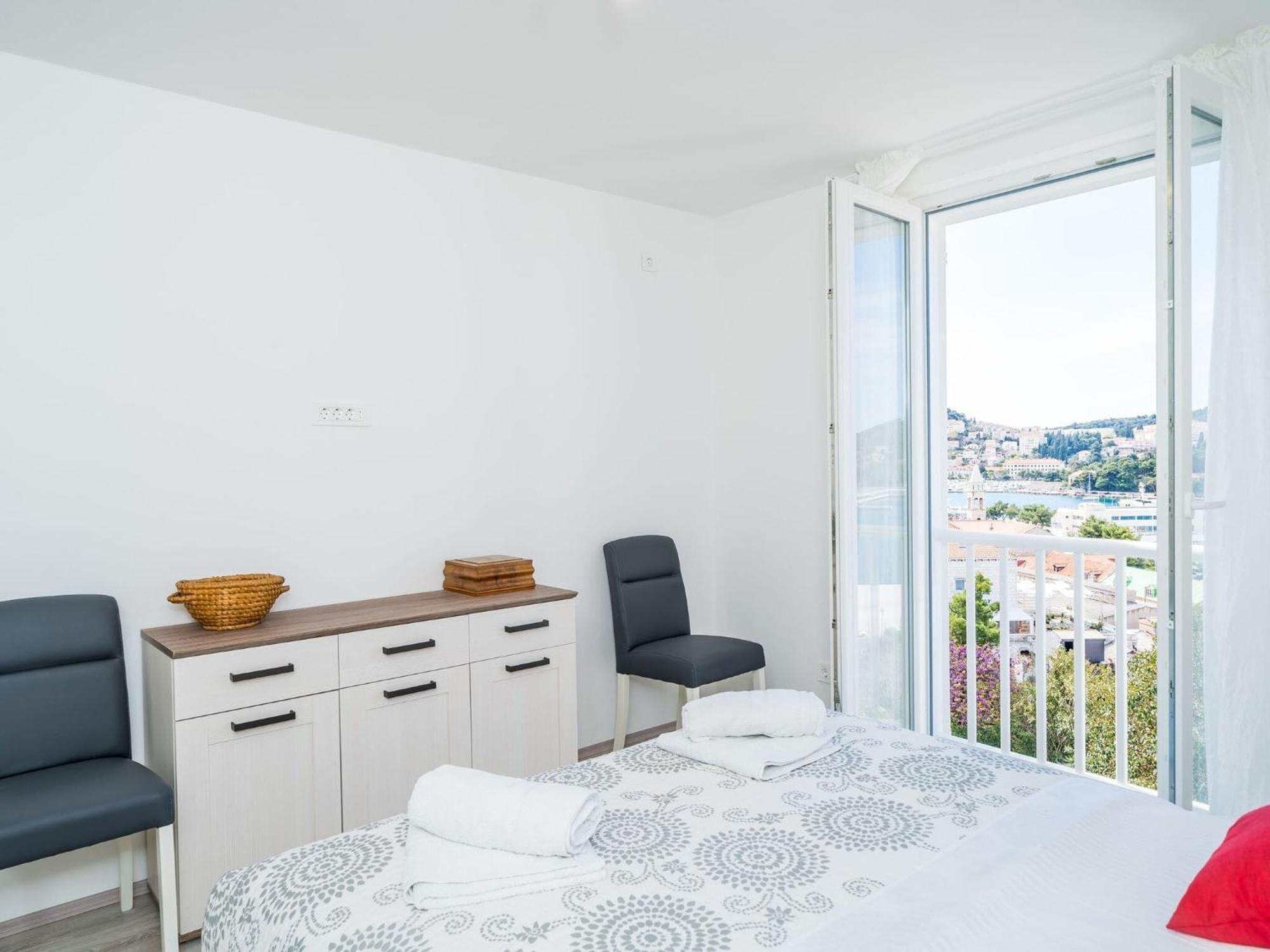 Apartment Cvjetkovi - Two Bedroom Apartment With Terrace And Sea View Dubrovnik Buitenkant foto